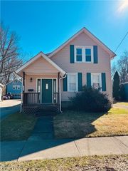 212 E Bridge Street, Berea, OH 44017