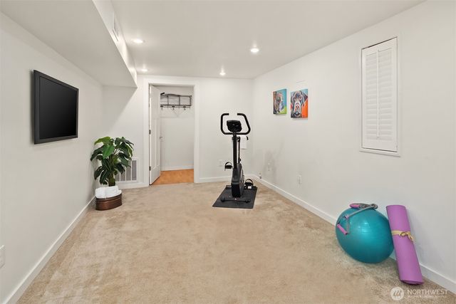 227 29th Avenue E, Seattle, WA 98112
