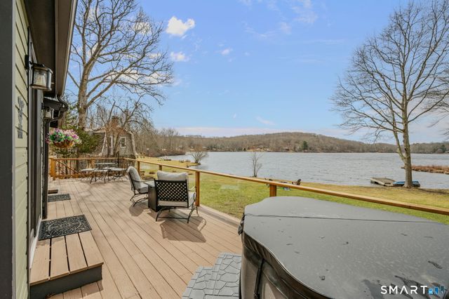 150 Miller Road, North Stonington, CT 06359