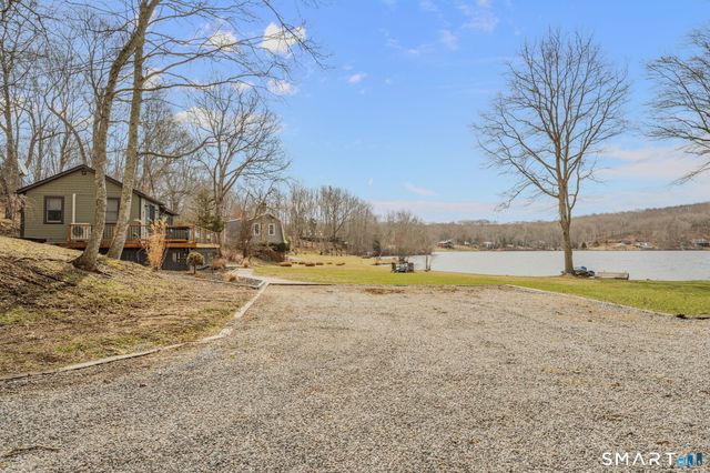 150 Miller Road, North Stonington, CT 06359