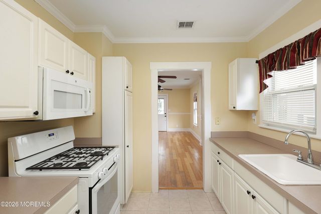 45 Manning Street, Red Bank, NJ 07701