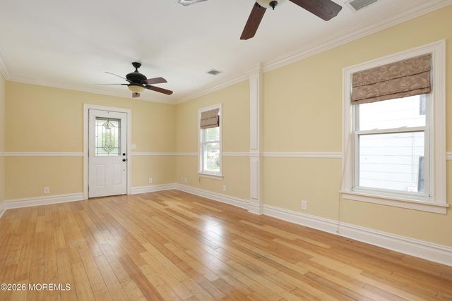 45 Manning Street, Red Bank, NJ 07701