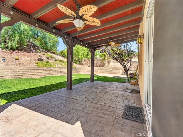 19903 Rhona Place, Saugus, CA 91350