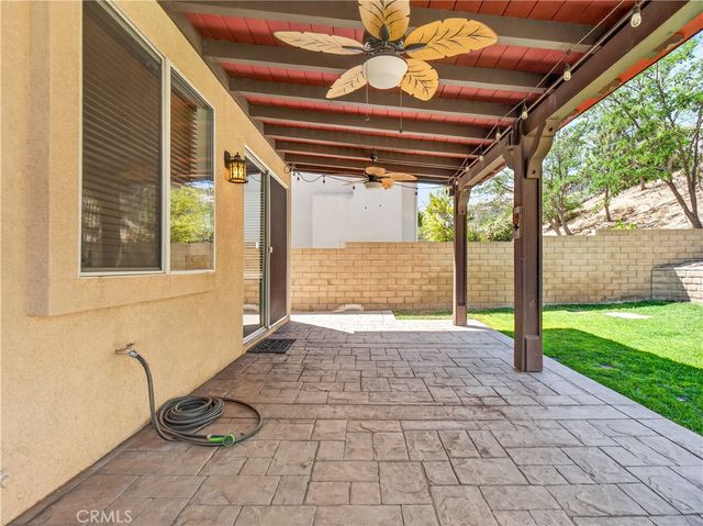 19903 Rhona Place, Saugus, CA 91350