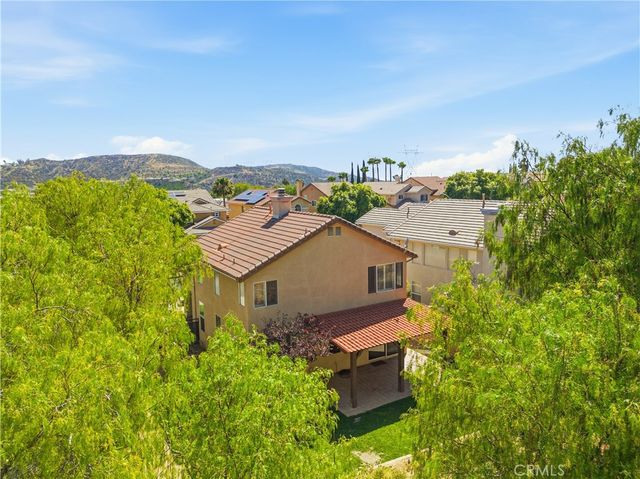 19903 Rhona Place, Saugus, CA 91350