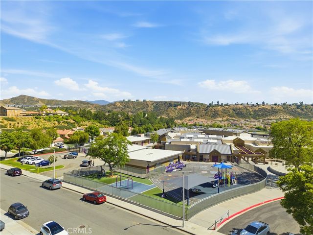 19903 Rhona Place, Saugus, CA 91350