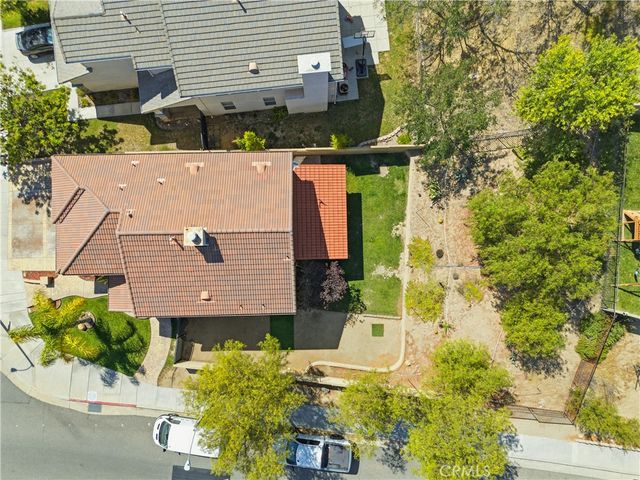19903 Rhona Place, Saugus, CA 91350