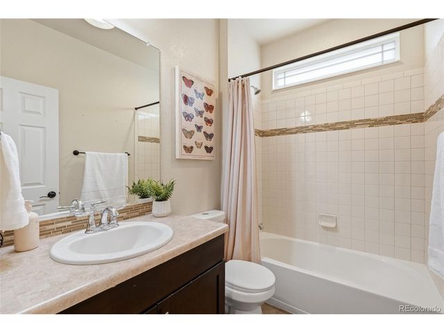 121 S High St, Erie, CO 80516
