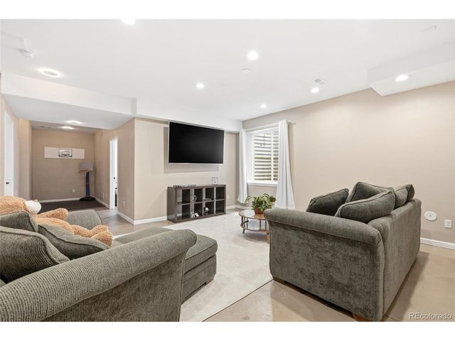 121 S High St, Erie, CO 80516