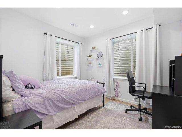 121 S High St, Erie, CO 80516