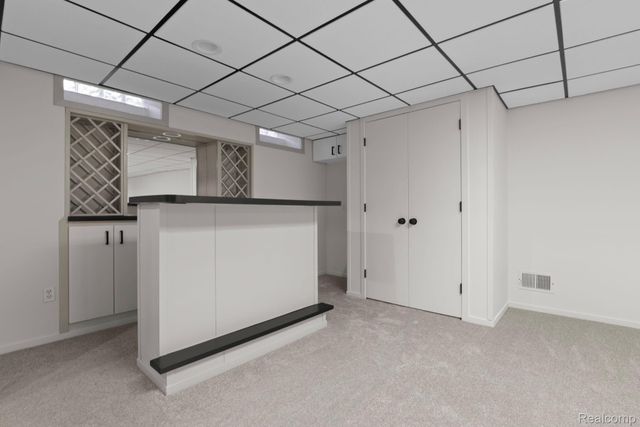 33786 Vista Drive, Farmington Hills, MI 48331