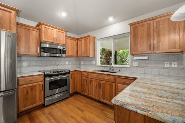 5117 N Stout Ct, Spokane Valley, WA 99206