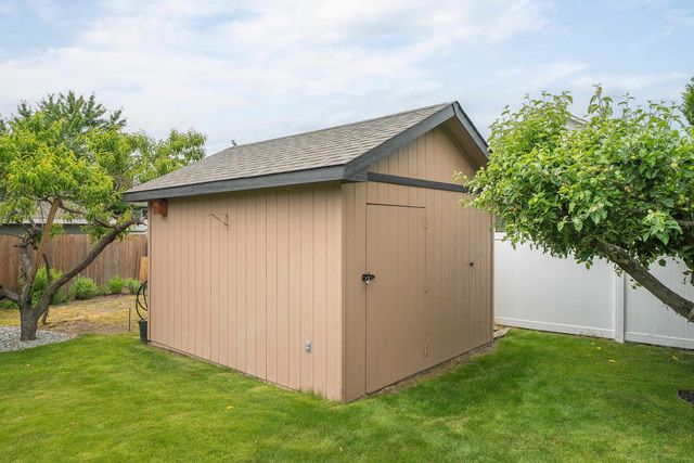 5117 N Stout Ct, Spokane Valley, WA 99206
