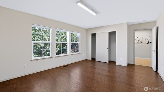 23219 SE 262nd Court, Maple Valley, WA 98038