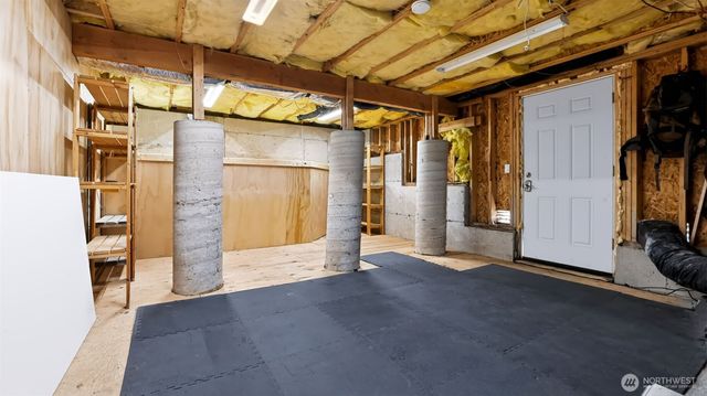 23219 SE 262nd Court, Maple Valley, WA 98038