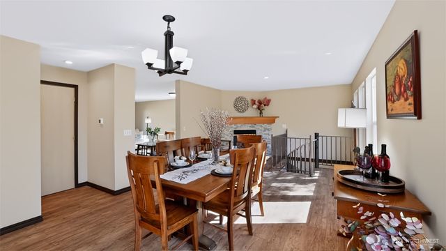 23219 SE 262nd Court, Maple Valley, WA 98038