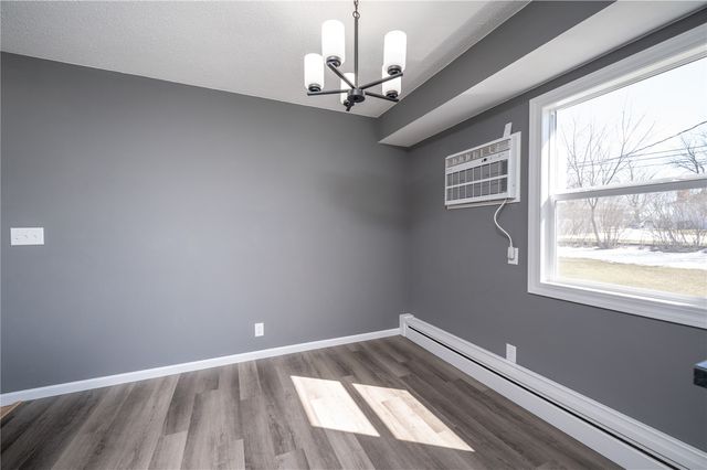 2455 Mcgowan Boulevard, Marion, IA 52302