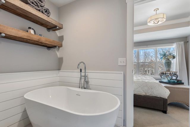 2630 Cascade Lane, Long Lake, MN 55356