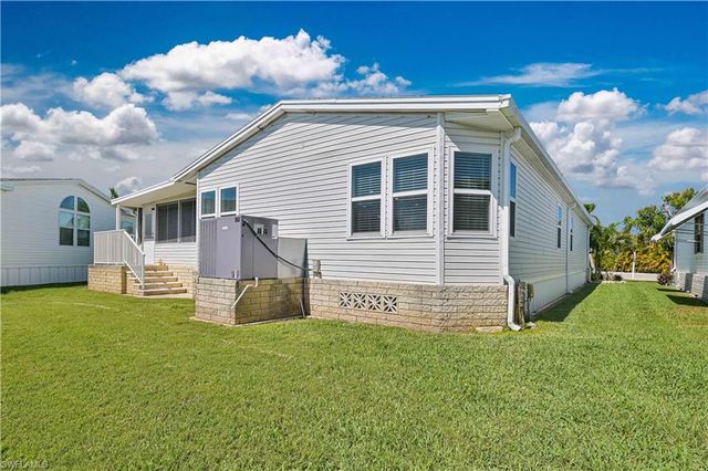 17501 Primrose CT, Fort Myers Beach, FL 33931