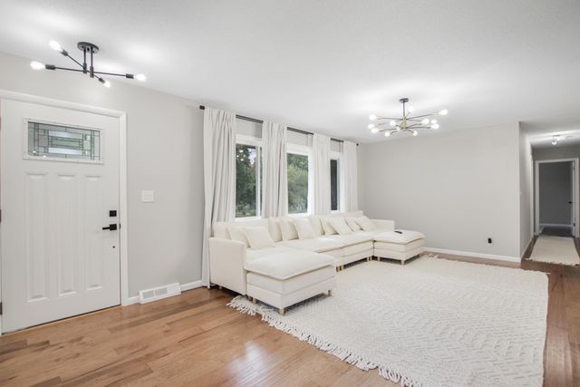 5317 Forest Road, Minnetonka, MN 55345