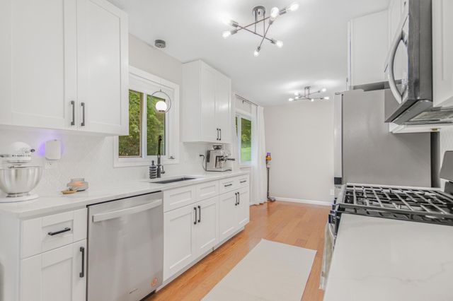 5317 Forest Road, Minnetonka, MN 55345