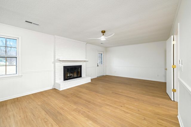 2732 Sandhill Drive, Sumter, SC 29154