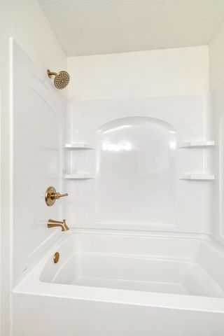 2732 Sandhill Drive, Sumter, SC 29154