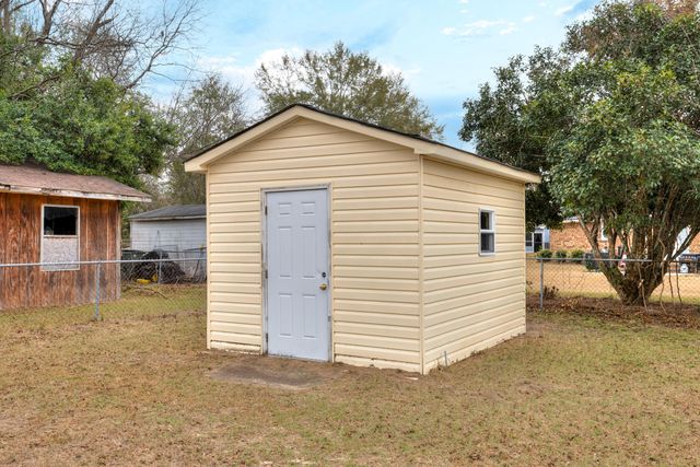 2732 Sandhill Drive, Sumter, SC 29154