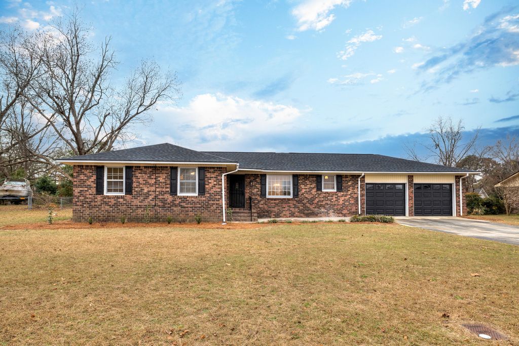 2732 Sandhill Drive, Sumter, SC 29154