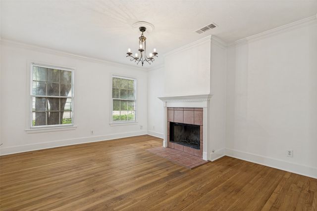 901 W Virginia Street, Mckinney, TX 75069