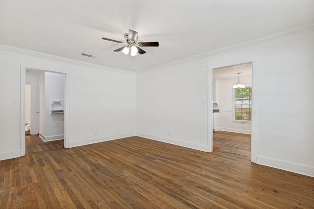 901 W Virginia Street, Mckinney, TX 75069