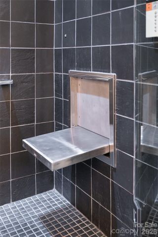 12 S Lexington Avenue 402, Asheville, NC 28801