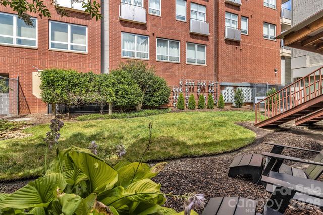 12 S Lexington Avenue 402, Asheville, NC 28801