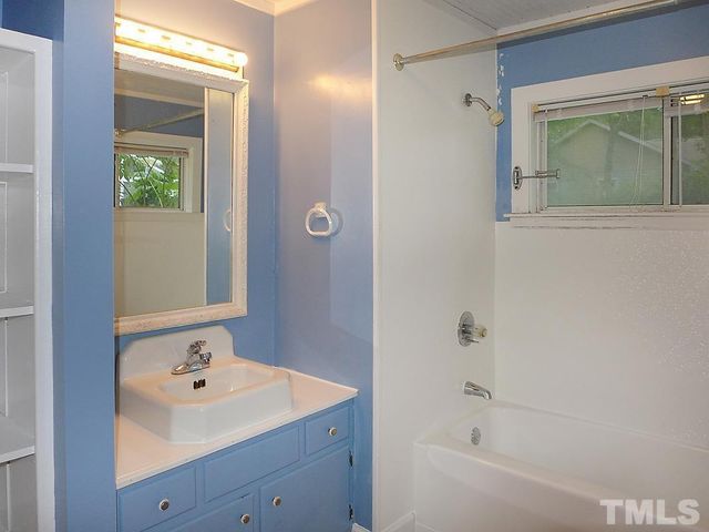 200 E Poplar Avenue, Carrboro, NC 27510