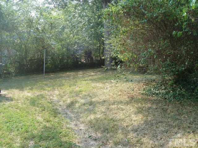 200 E Poplar Avenue, Carrboro, NC 27510