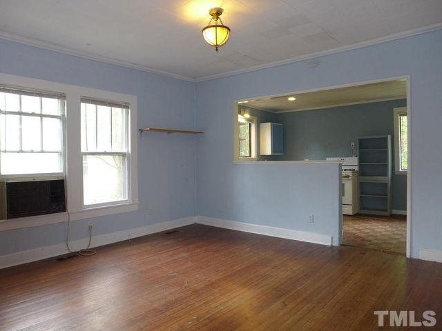 200 E Poplar Avenue, Carrboro, NC 27510