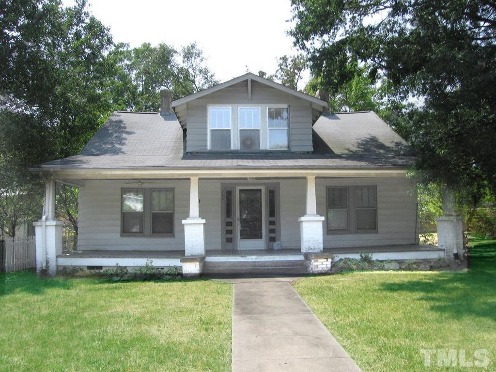 200 E Poplar Avenue, Carrboro, NC 27510