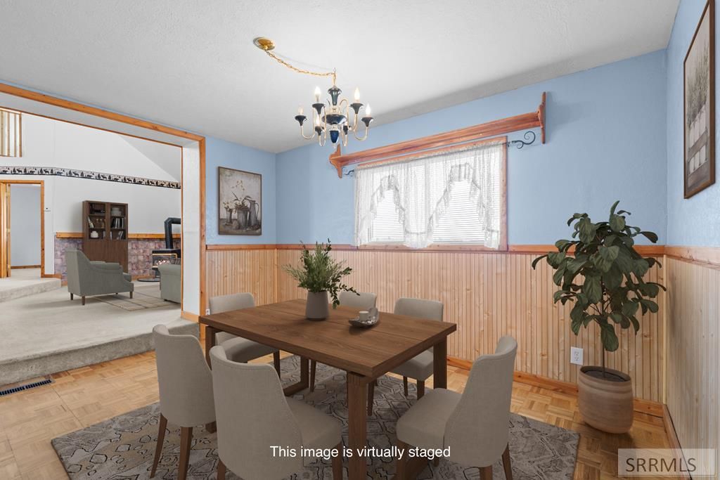 Image 16 of property listing at 1225 N 885 E, Shelley, ID 83274