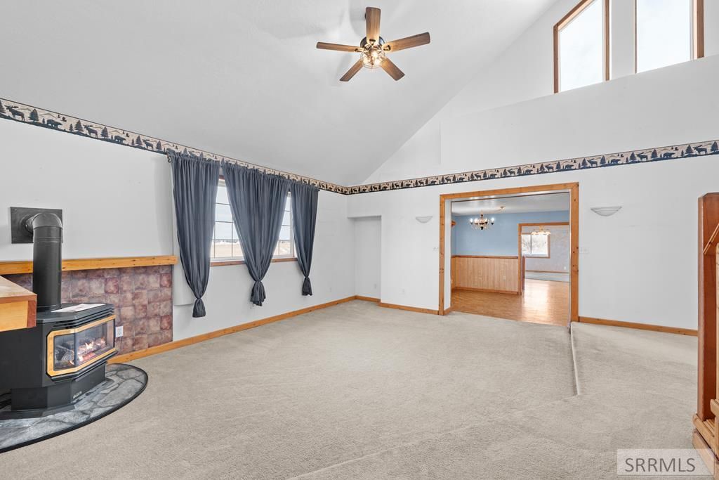 Image 23 of property listing at 1225 N 885 E, Shelley, ID 83274