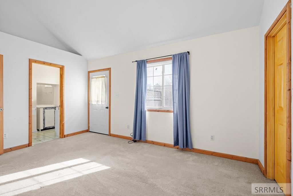 Image 27 of property listing at 1225 N 885 E, Shelley, ID 83274