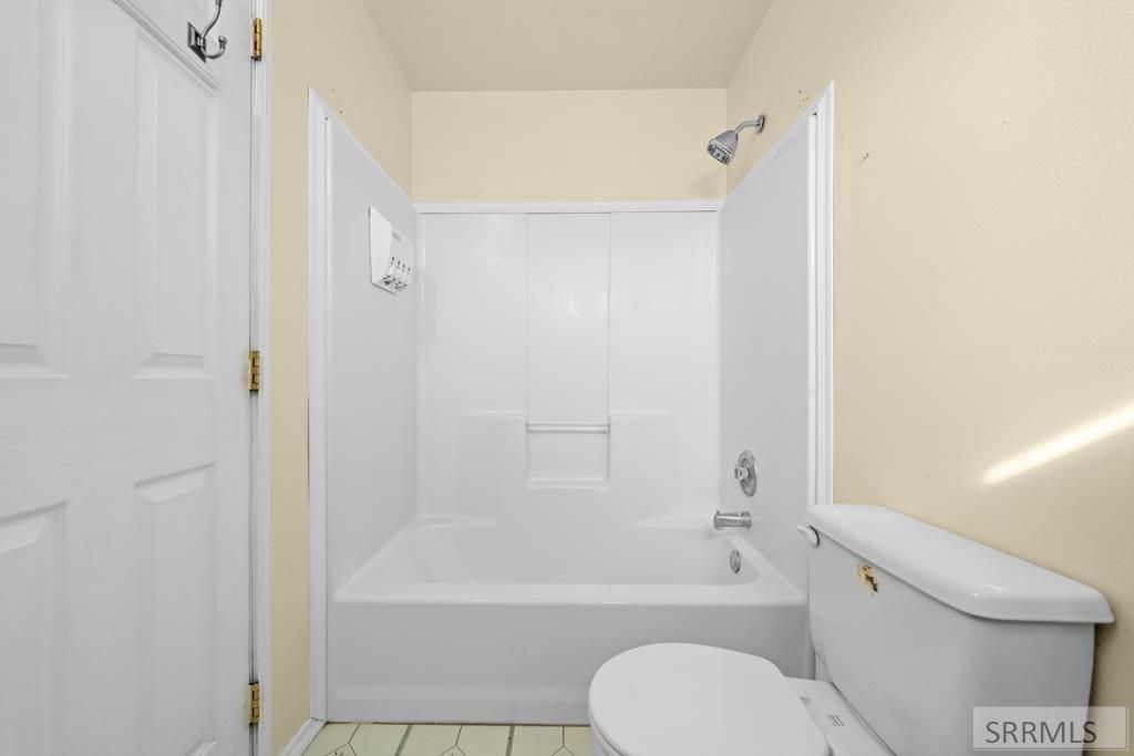 Image 31 of property listing at 1225 N 885 E, Shelley, ID 83274