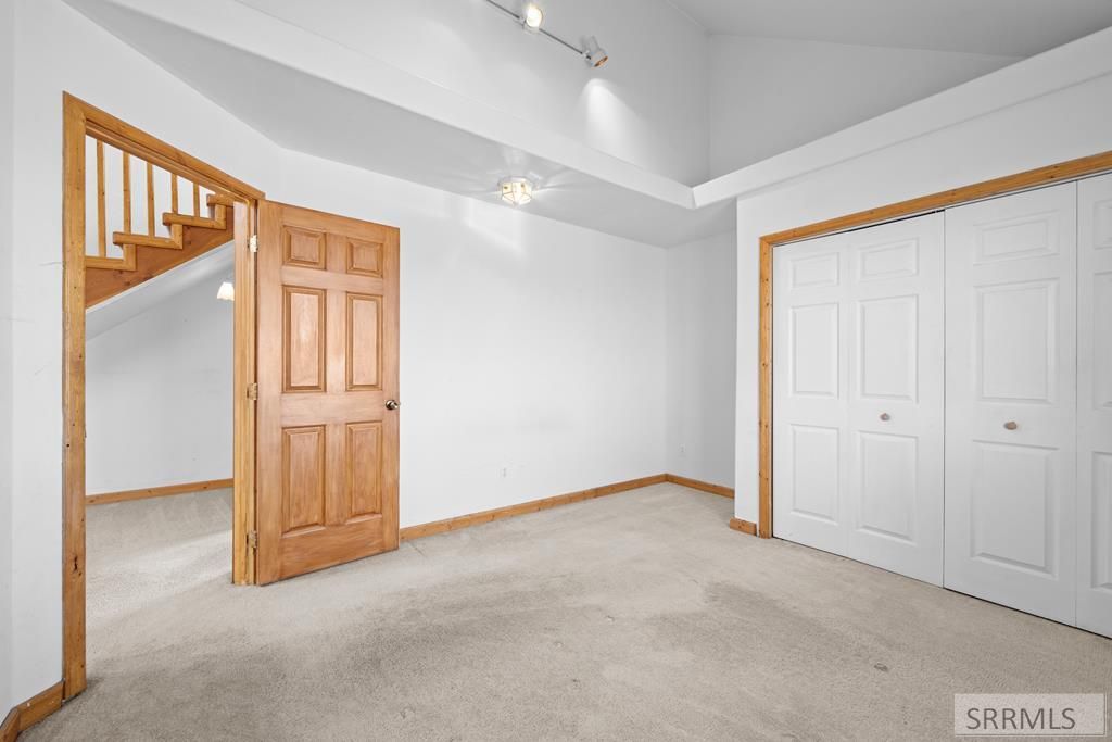 Image 34 of property listing at 1225 N 885 E, Shelley, ID 83274