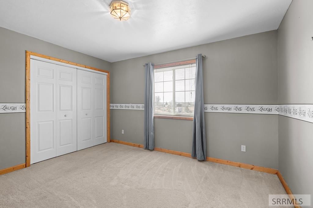 Image 35 of property listing at 1225 N 885 E, Shelley, ID 83274