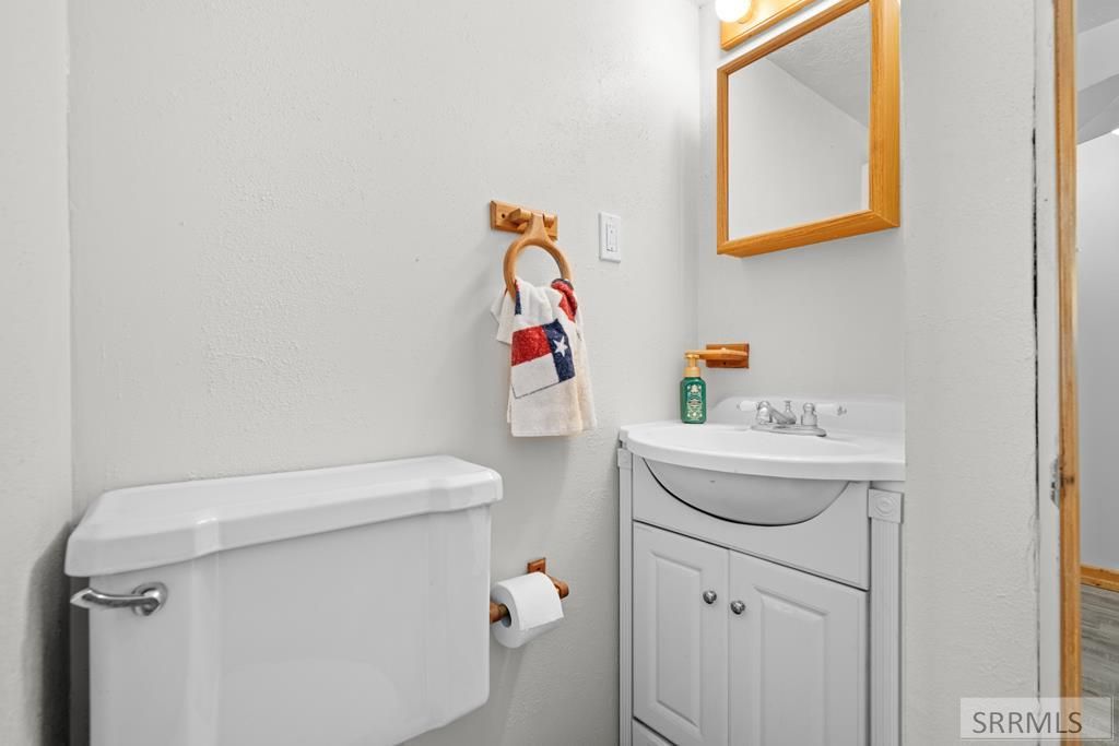 Image 51 of property listing at 1225 N 885 E, Shelley, ID 83274