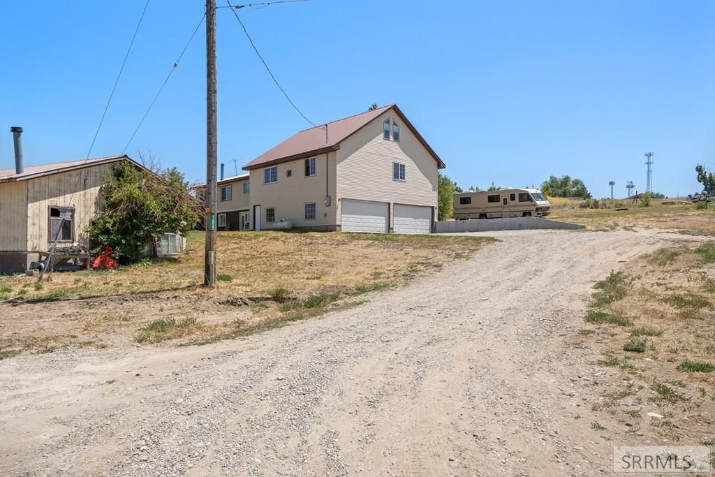 Image 54 of property listing at 1225 N 885 E, Shelley, ID 83274