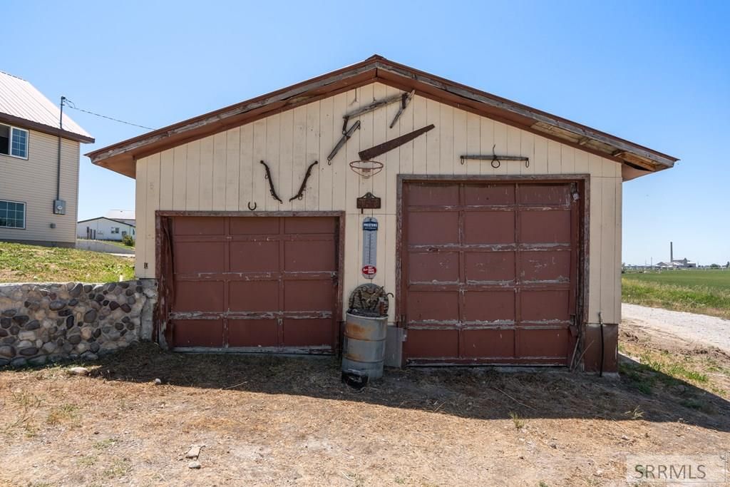Image 65 of property listing at 1225 N 885 E, Shelley, ID 83274