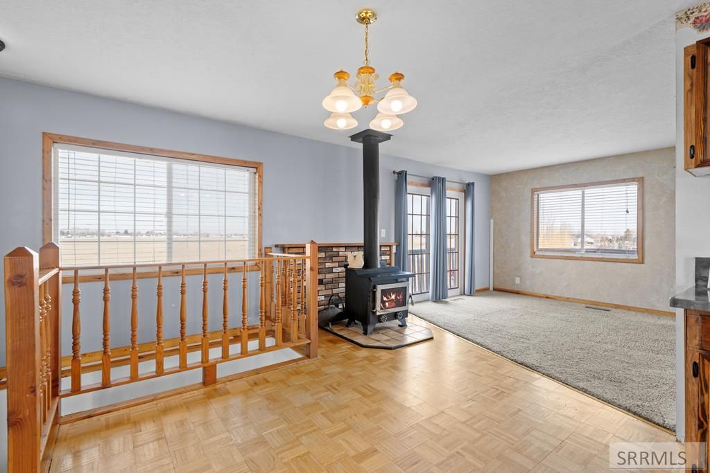 Image 9 of property listing at 1225 N 885 E, Shelley, ID 83274