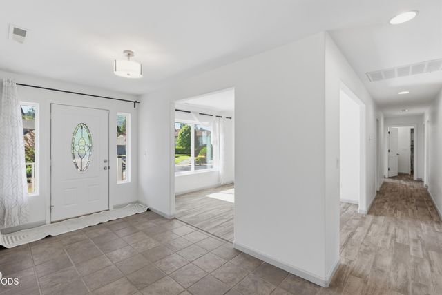 106 Creek View Lane, Rogue River, OR 97537