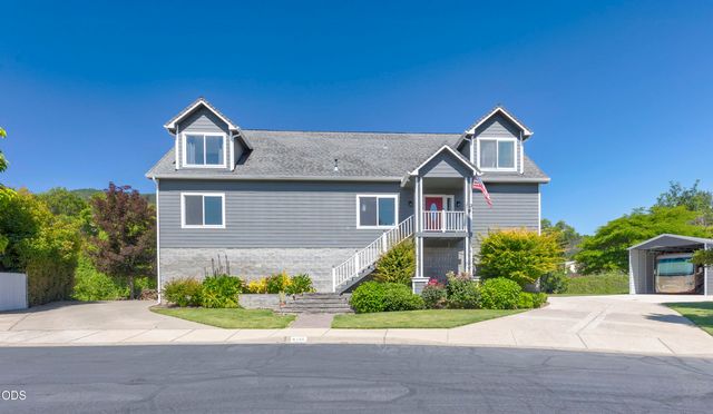 106 Creek View Lane, Rogue River, OR 97537