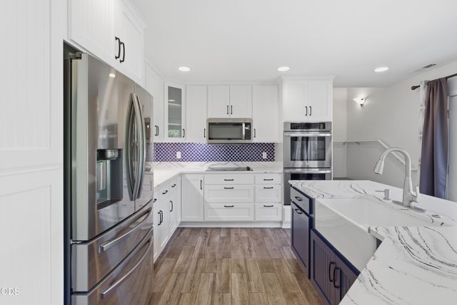 106 Creek View Lane, Rogue River, OR 97537